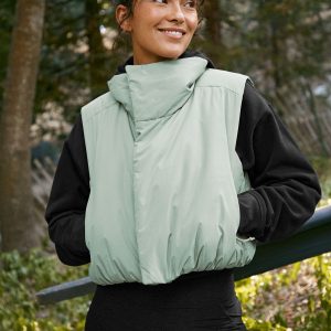 Warm Up Puffer Vest