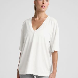 Oversized V-neck Tee