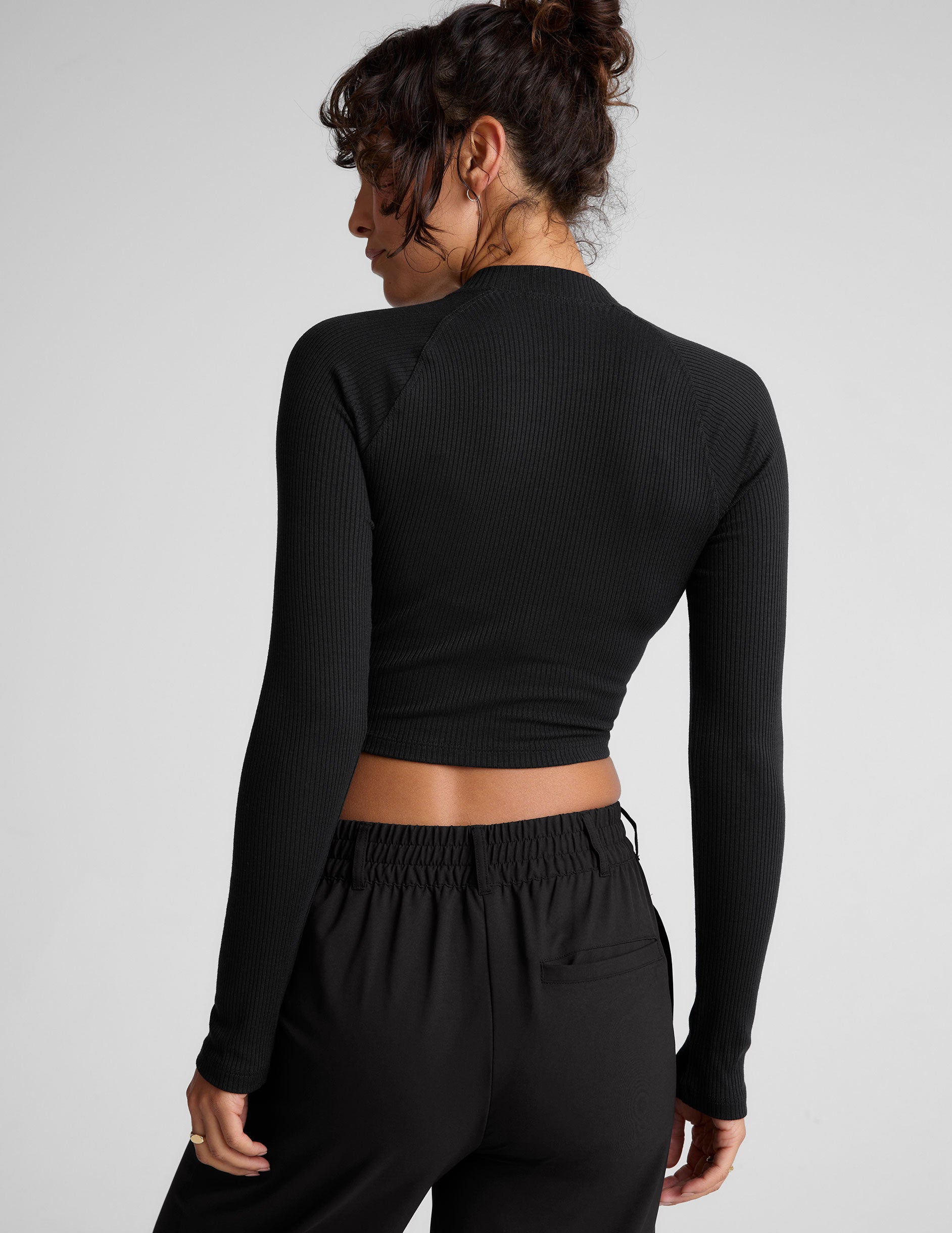 Contours Mock Neck Cropped Top - Image 3
