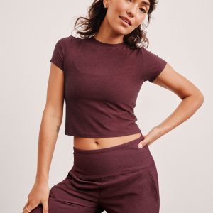 Featherweight Cropped Tee