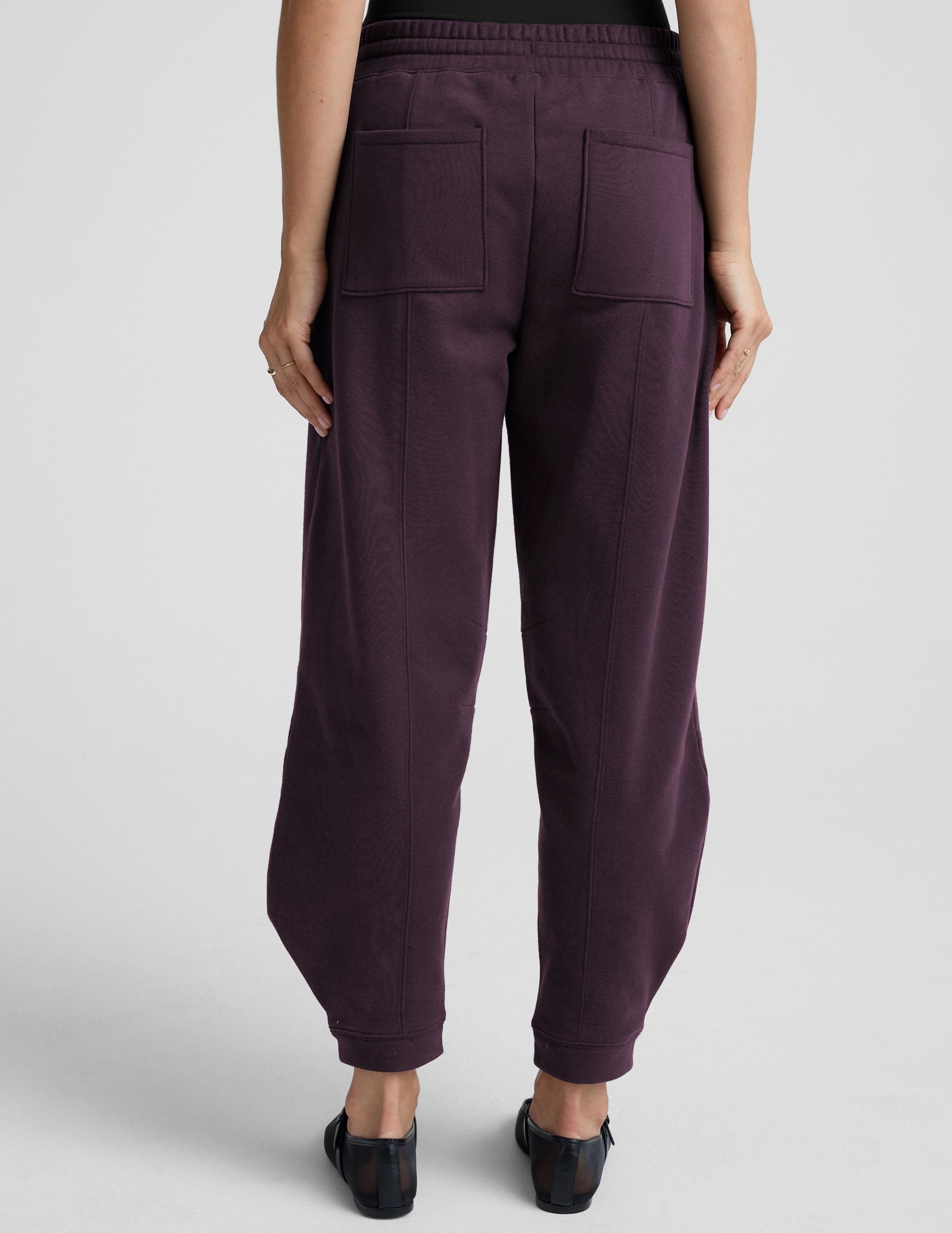 LuxeFleece Barrel Sweatpant - Image 4