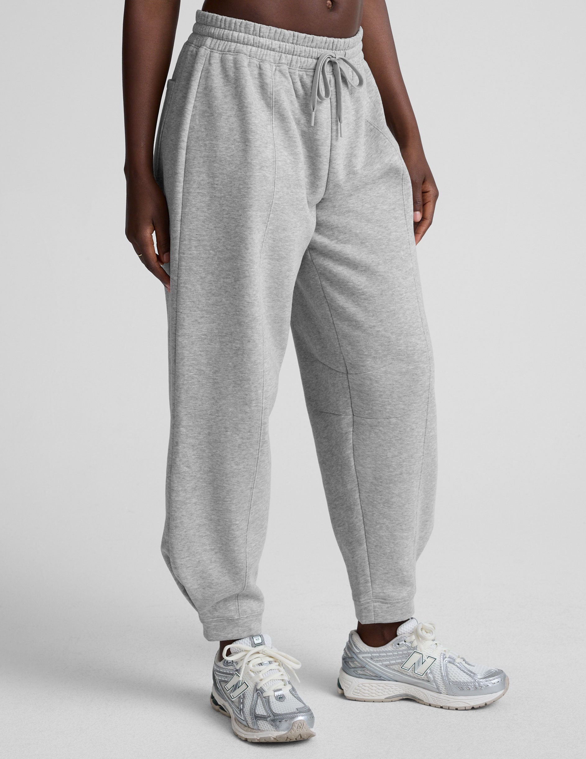 LuxeFleece Barrel Sweatpant - Image 3