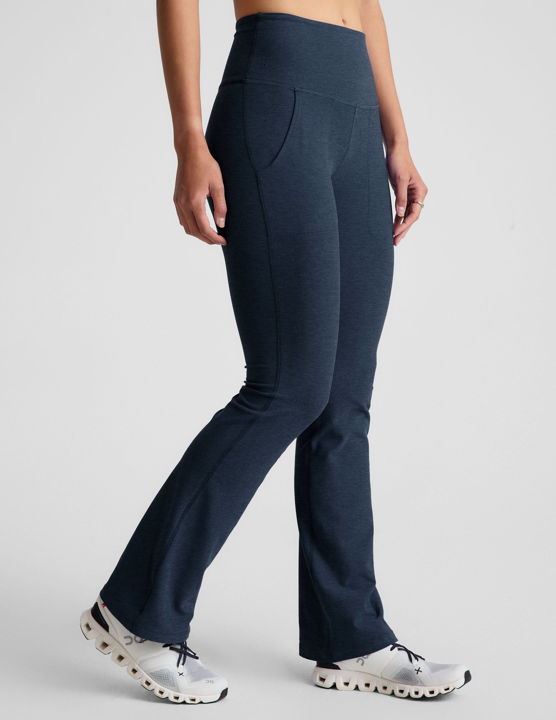 Spacedye High Waisted Practice Pocket Bootcut Pant 31 - Image 2