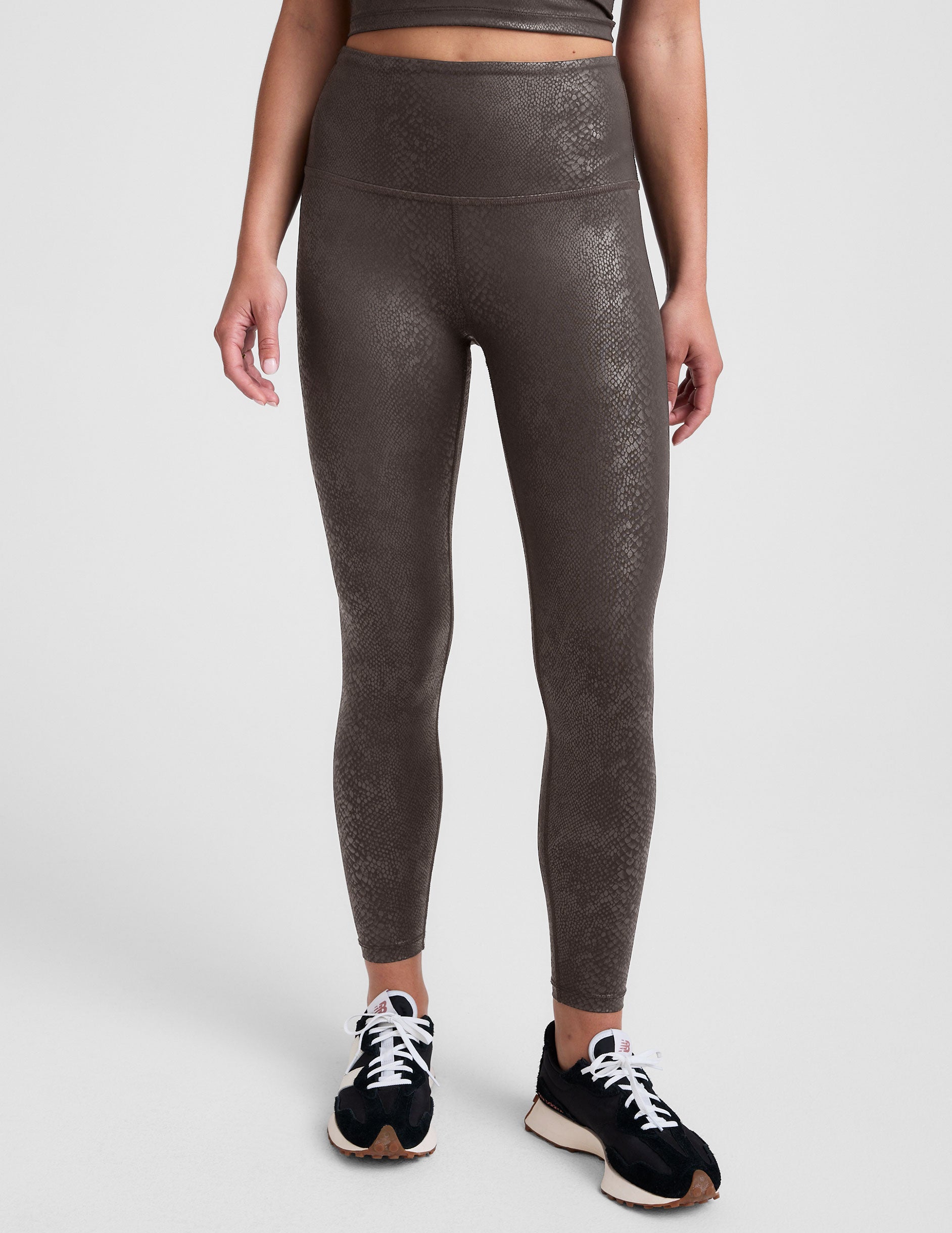 PowerShine Viper High Waisted Midi Legging - Image 2